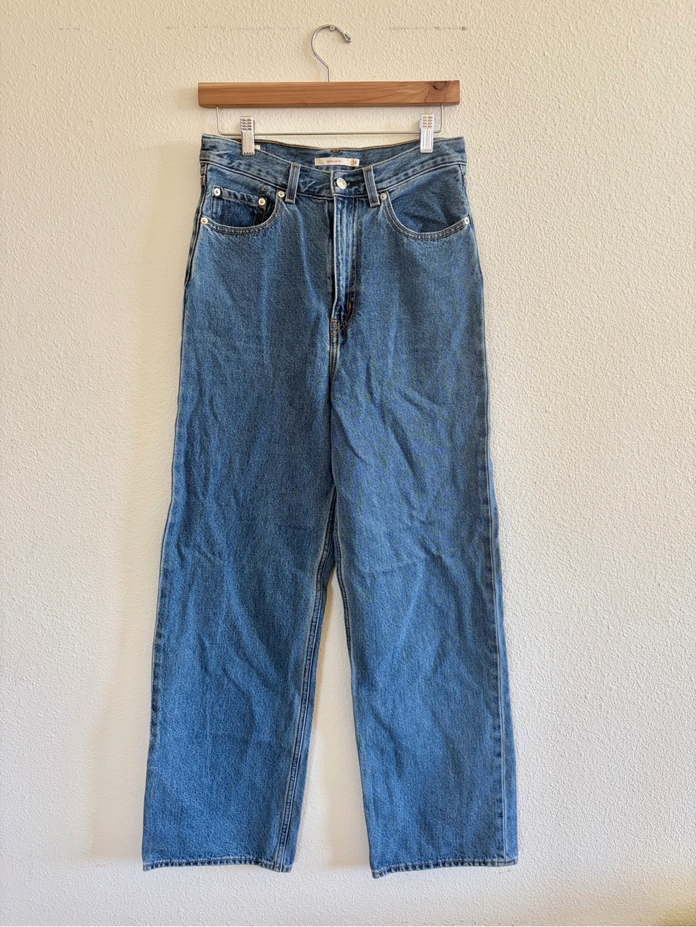 Levi’s High loose Straight Leg Jeans - Medium Blue